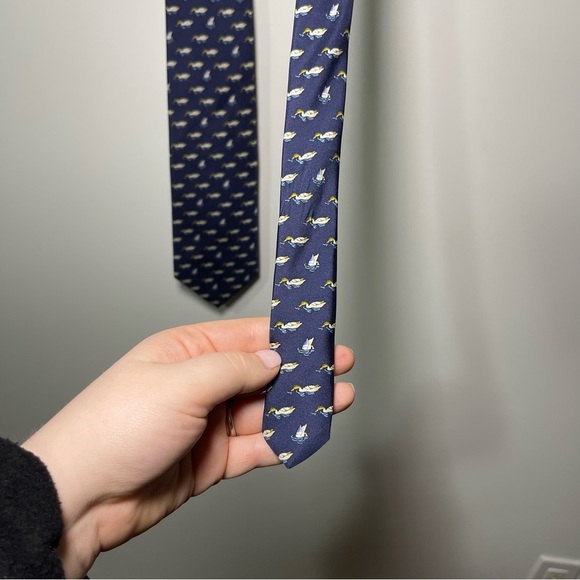 Brooks Brothers Men's Navy swimming ducks print 100% silk career office neck tie - Picture 4 of 7